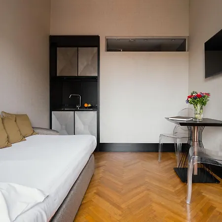 Unica Suites Rome-2